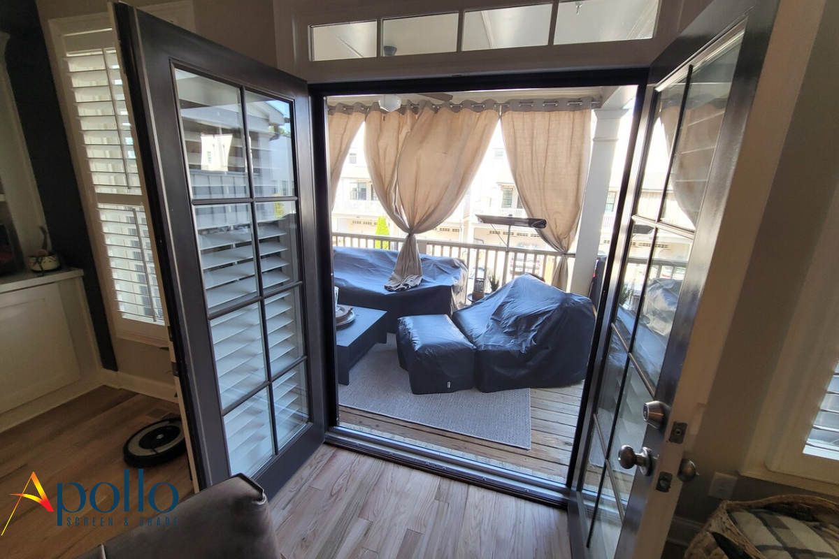 Long Pull Retractable Door Screen - Duluth_ GA (1).png